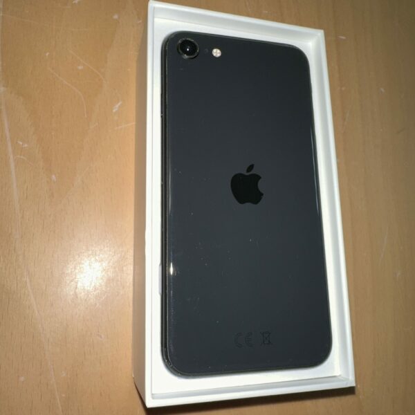 iPhone SE Black 64gb 1.JPG