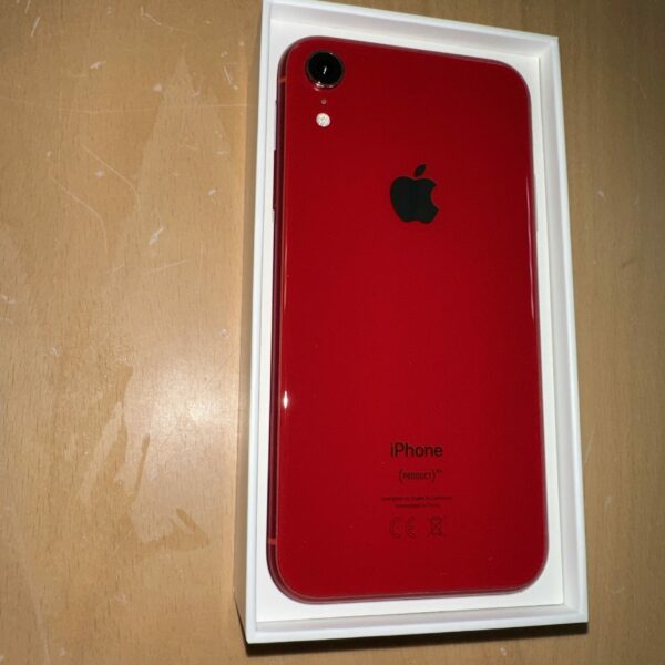 iPhone XR Red 128gb 1.JPG