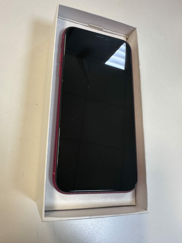 IPHONE XR 256GB red 2.jpg