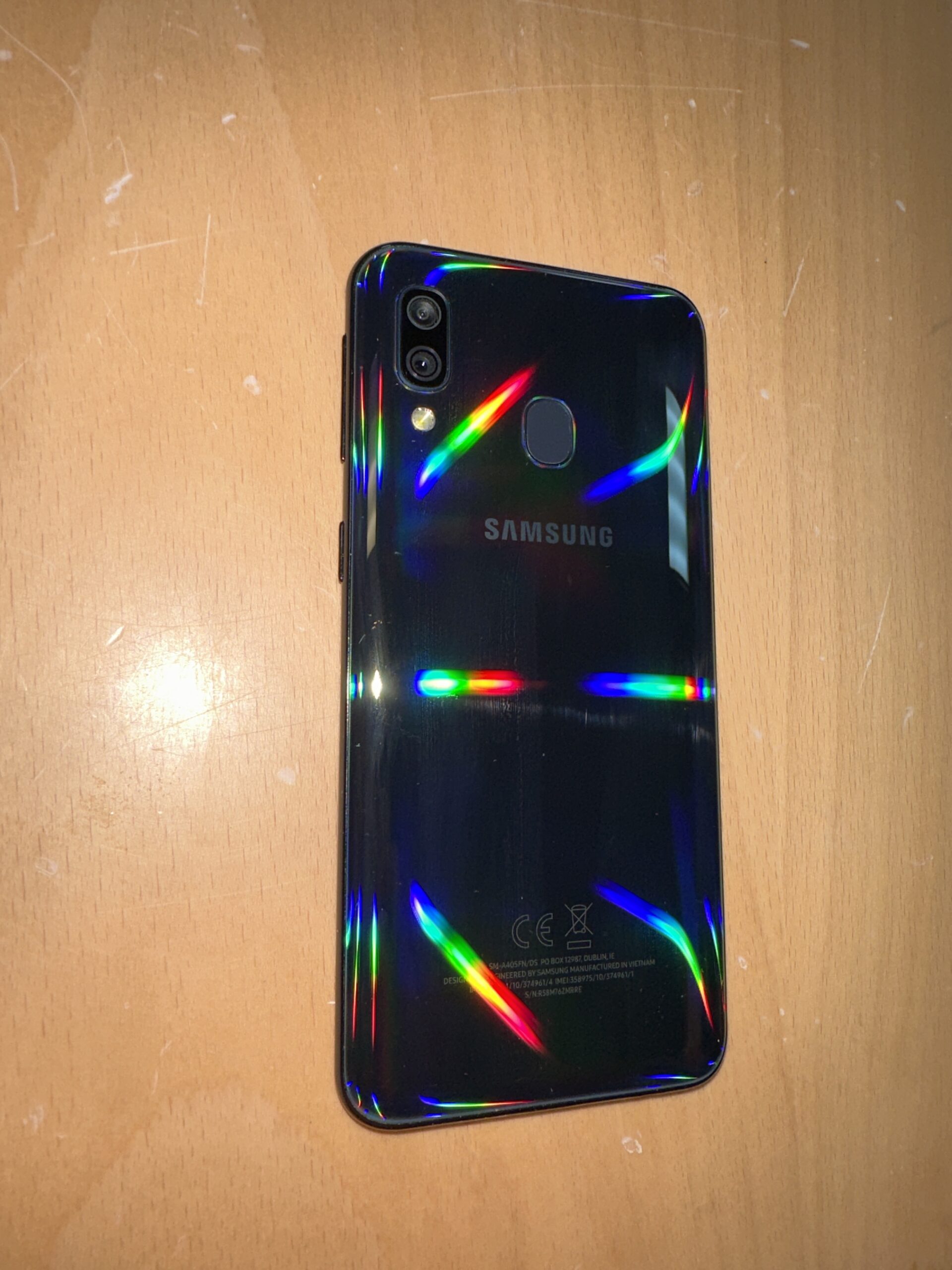 Samsung Galaxy A40 64 1.JPG